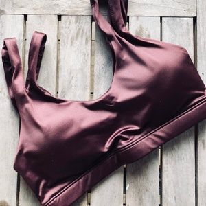 NIKE SPORTS BRA